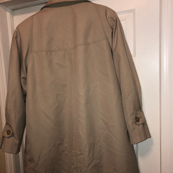 3/$25 London Fog Trench coat - Picture 6 of 6